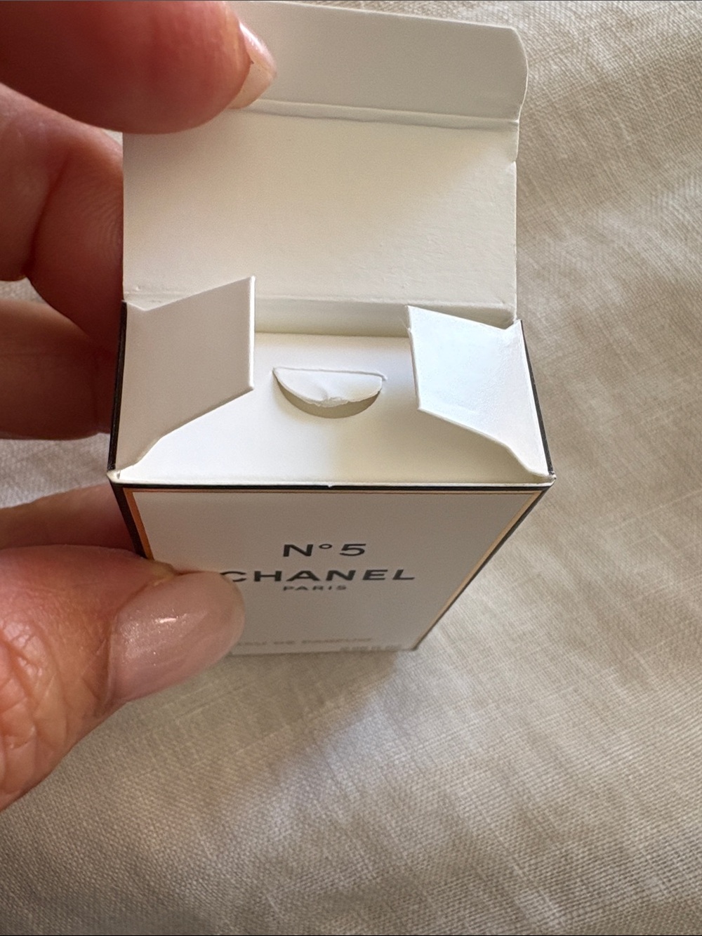 CHANEL N°5 Mini bottle sample - with box - Picture 3 of 4
